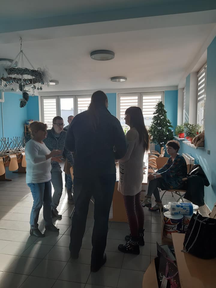 Przekazujemy dary dla Dziennego Domu Pobytu w Chorzowie | Monika Rosa