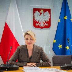 DiM: O sytuacji dzieci i młodzieży w cyberkonfliktach